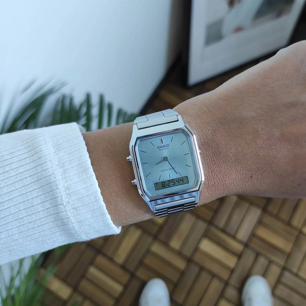 Reloj Unisex Casio AQ-230A-2A1 Celeste Metal Digital Análogo