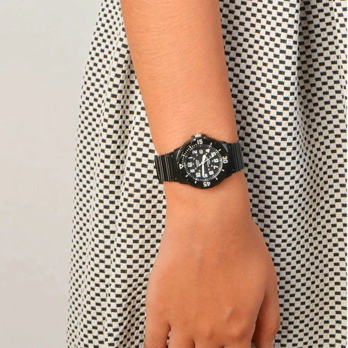 Reloj Mujer Casio LRW-200H-1B Negro Acuático