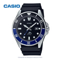 Reloj Casio Hombre Duro Marlin Batman MDV-106B-1A1VCF Bisel Azul y Negro Correa de Resina