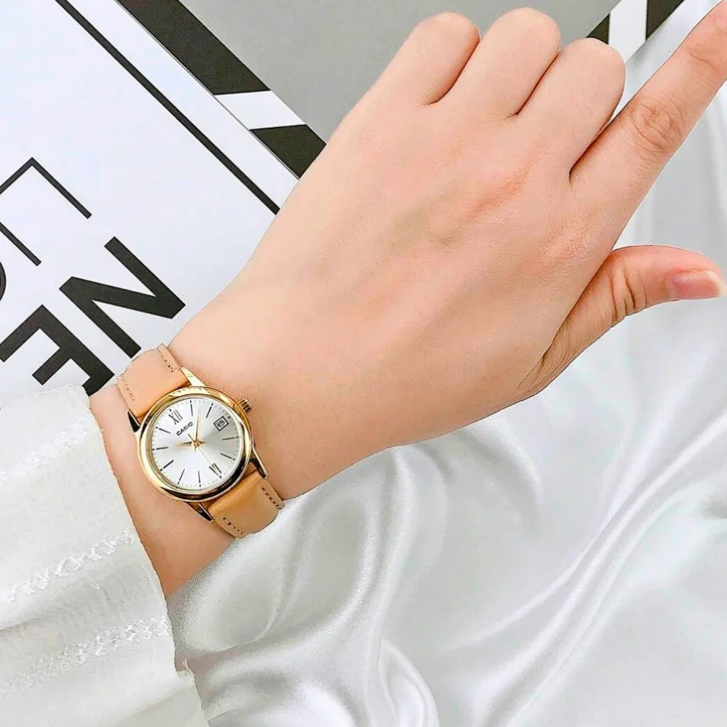 Reloj Casio Mujer LTP-V002GL-7B3 Vintage Correa de Cuero Marrón