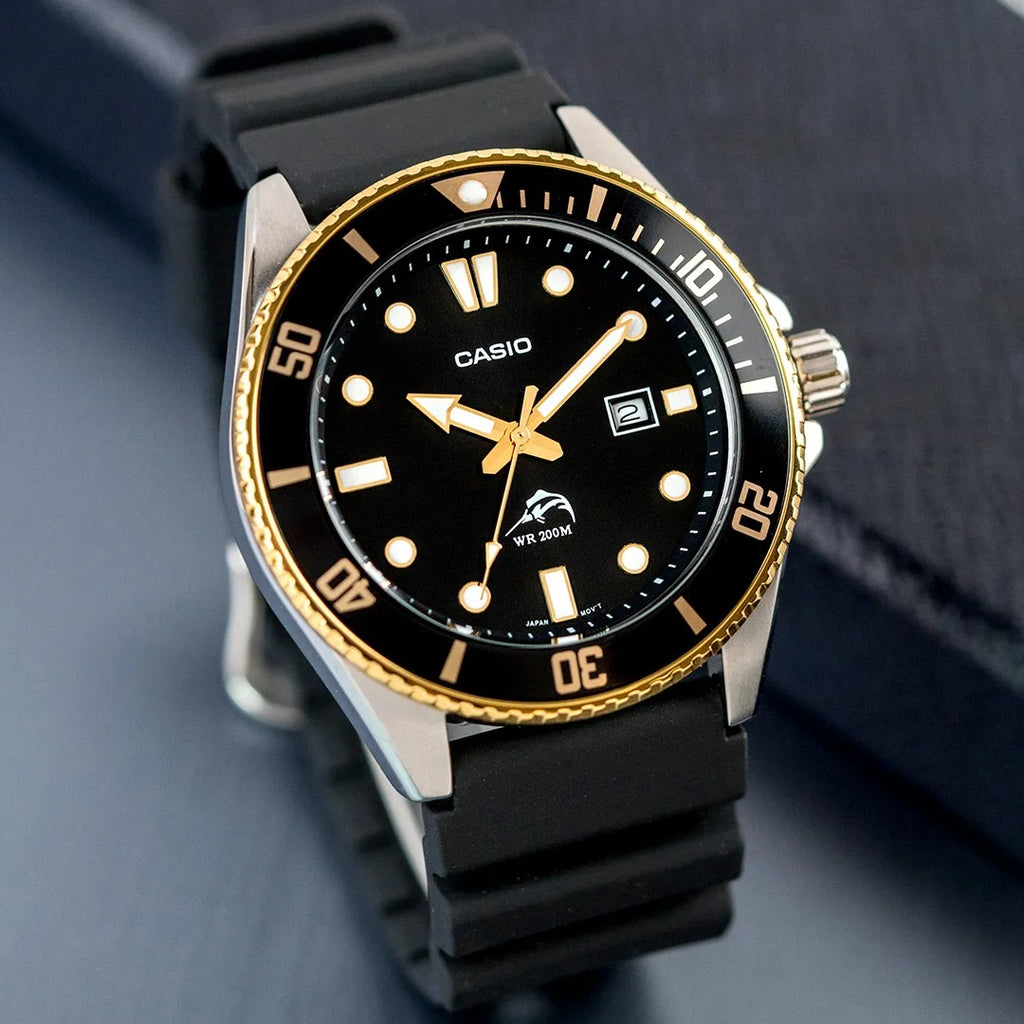 Reloj Casio Duro Marlin Gold MDV-106G-1AV Acuático