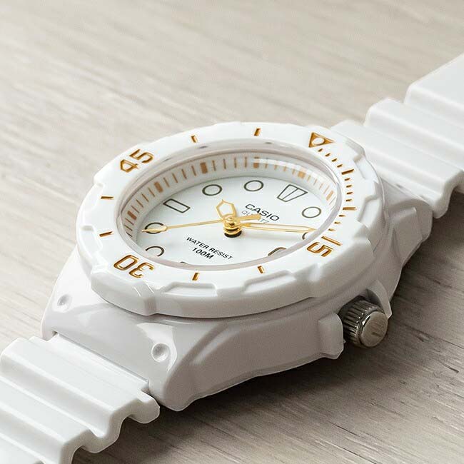 Reloj Mujer Casio LRW-200H-7E Acuático con fechador