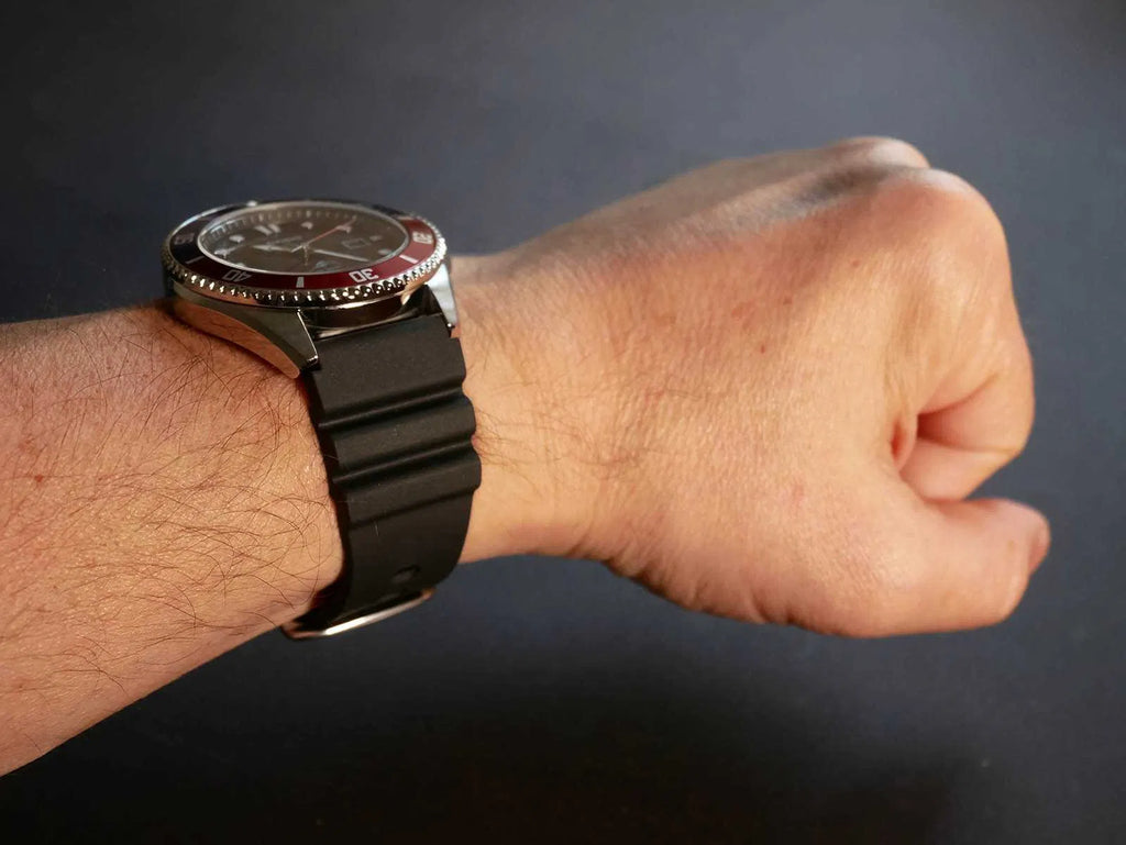 Reloj Casio Duro Marlin Pepsi MDV-106B-1A2V Acuático