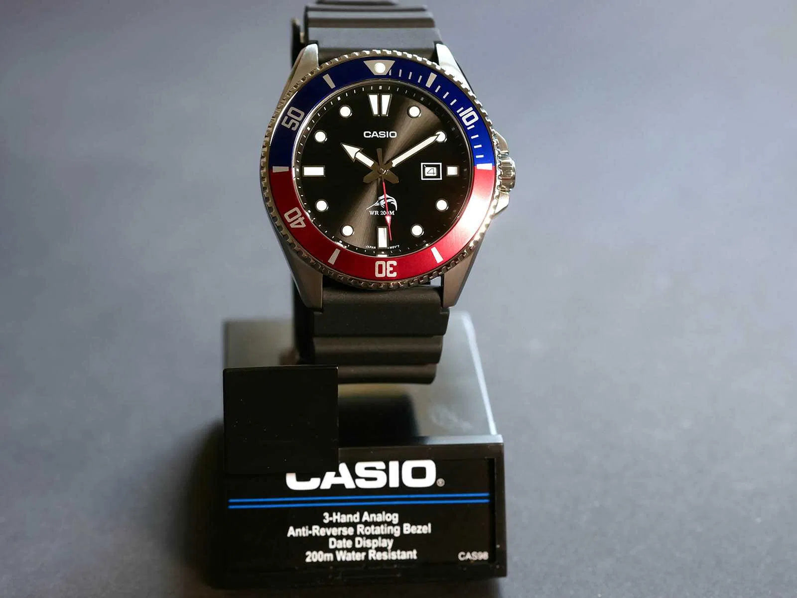 Reloj Casio Duro Marlin Pepsi MDV-106B-1A2V Acuático