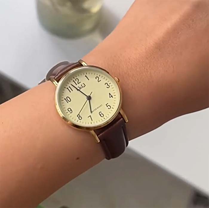 Reloj Q&Q Mujer C66A-001PY de vestir